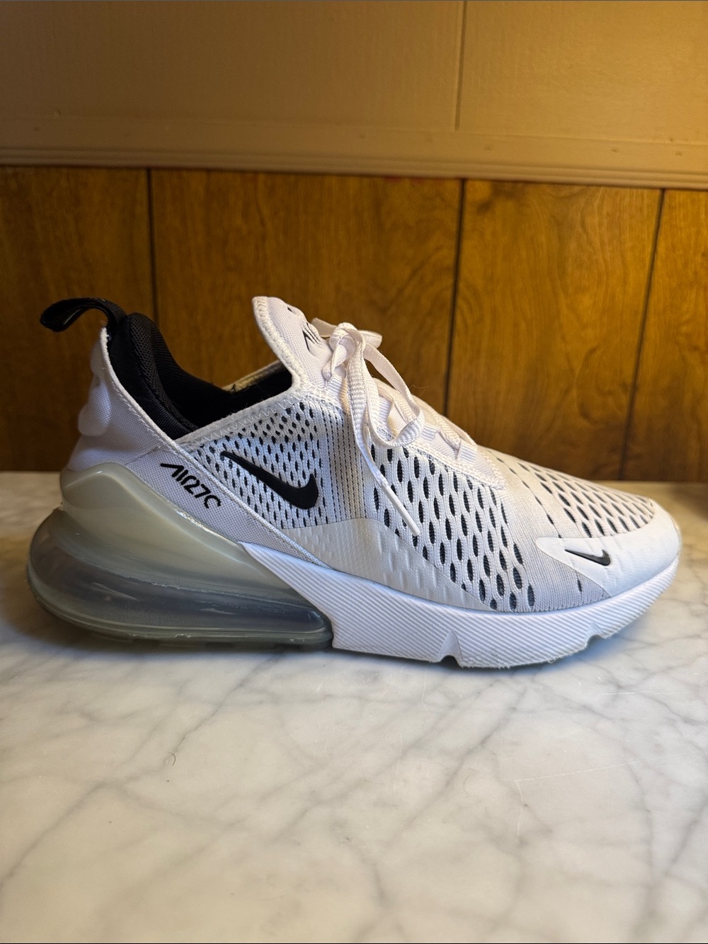 Nike Women’s Air Max 270 White with Black Accents AH6789100 Size 8